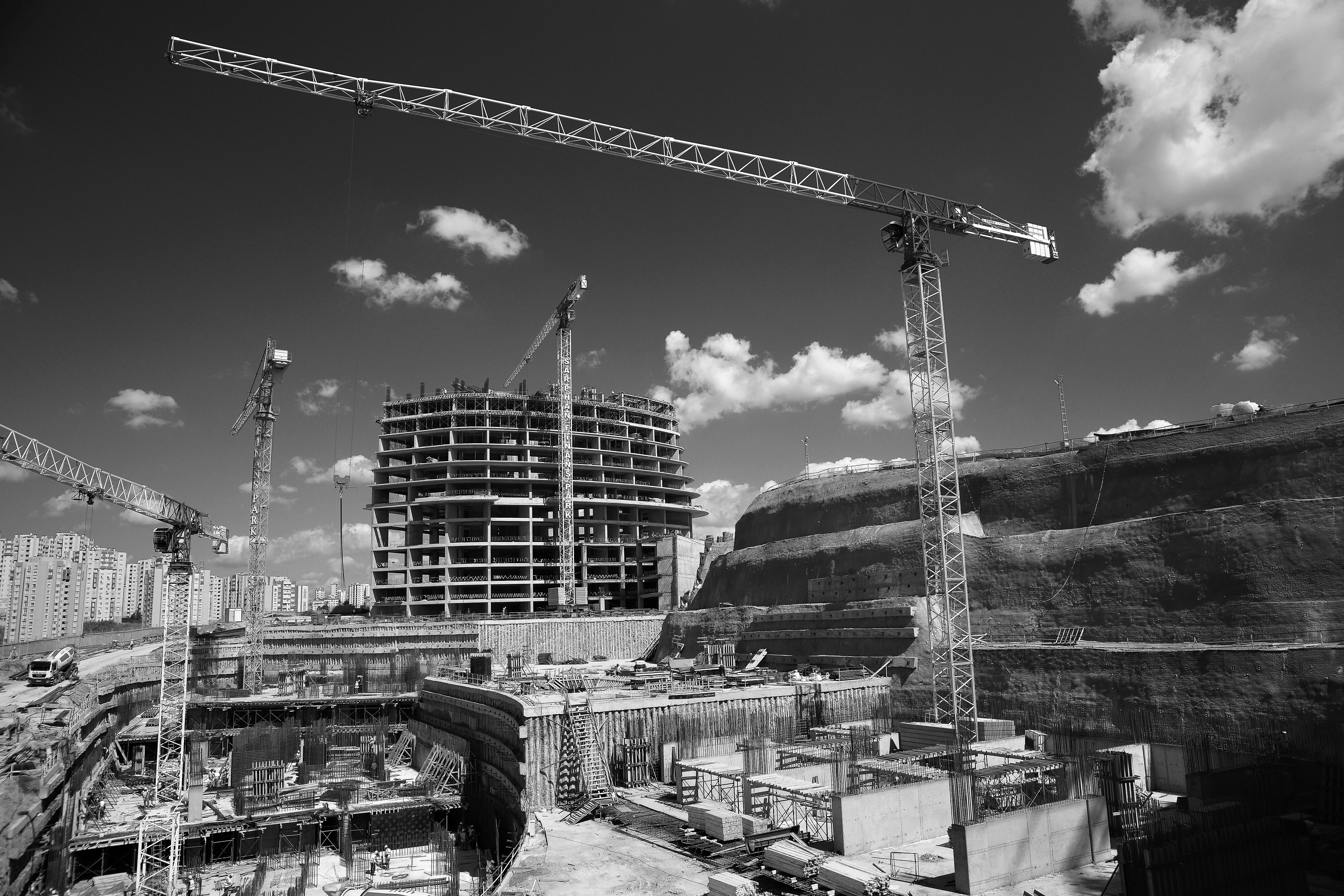 4 Ways to Manage Construction Project Risks